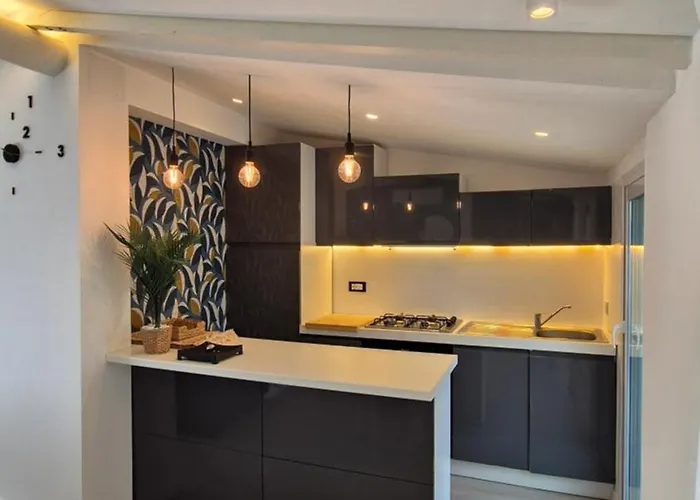 Piccola Casa Con Giardino Дом отдыха *