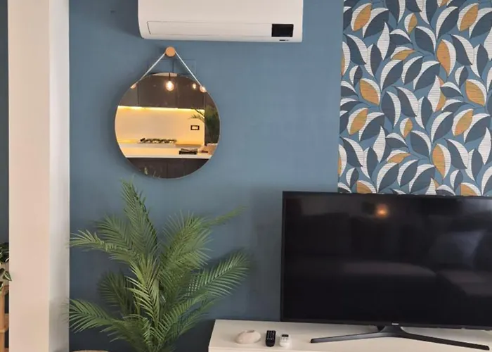 Piccola Casa Con Giardino *